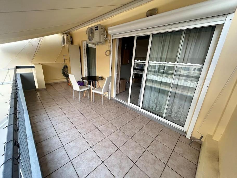 D2 Apartment - Athens Oasis Bagian luar foto